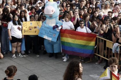 Numerosas ciudades reivindican los derechos el colectivo LGTBIQ+ con manifestaciones